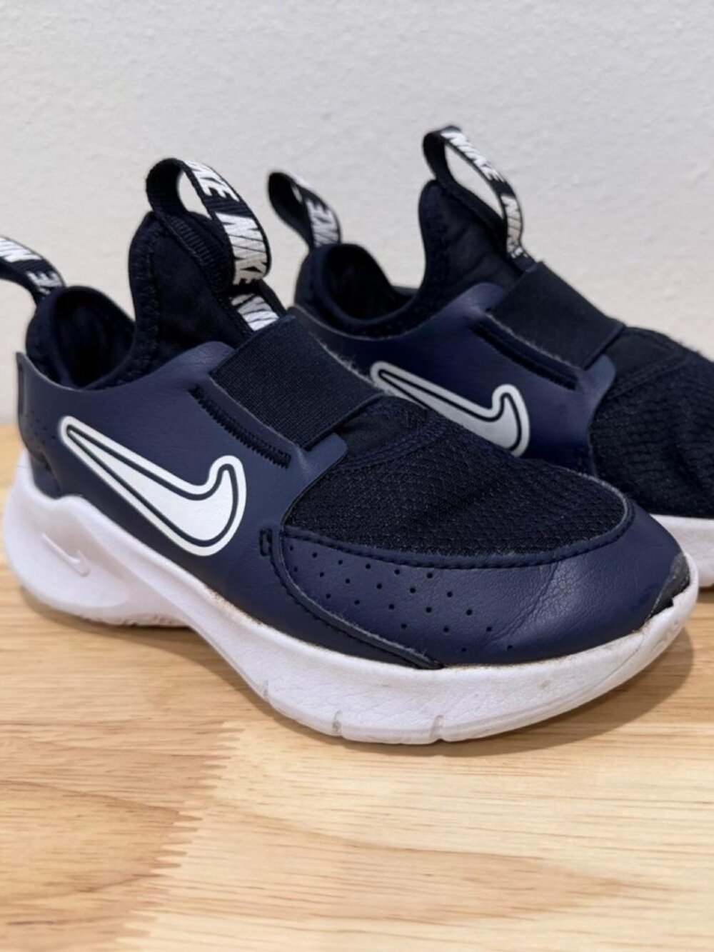 Nike Flex Runner 3 slip-on sneakers in Midnight Navy/White 💙🤍